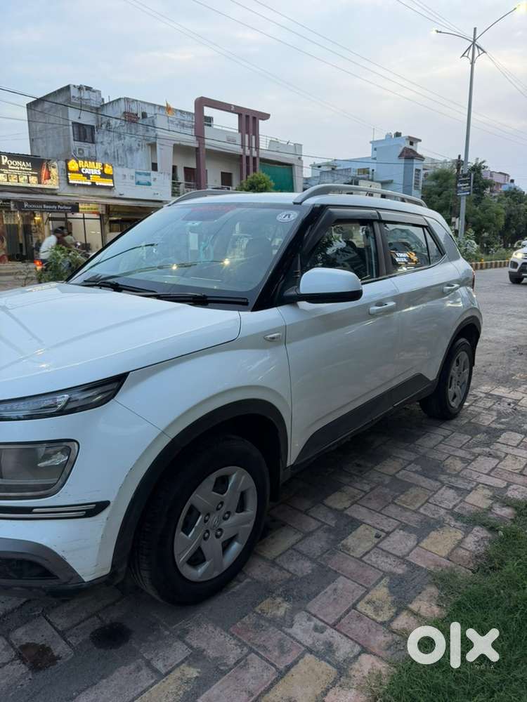 Hyundai Venue Diesel Manual 2020
