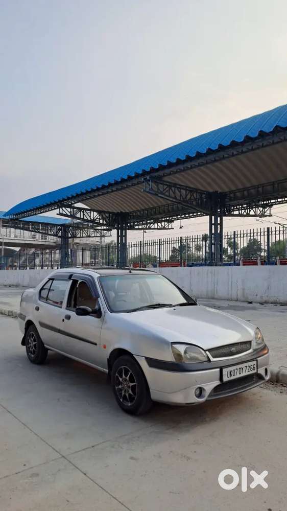 Ford Ikon 1.4 Zxi 2009