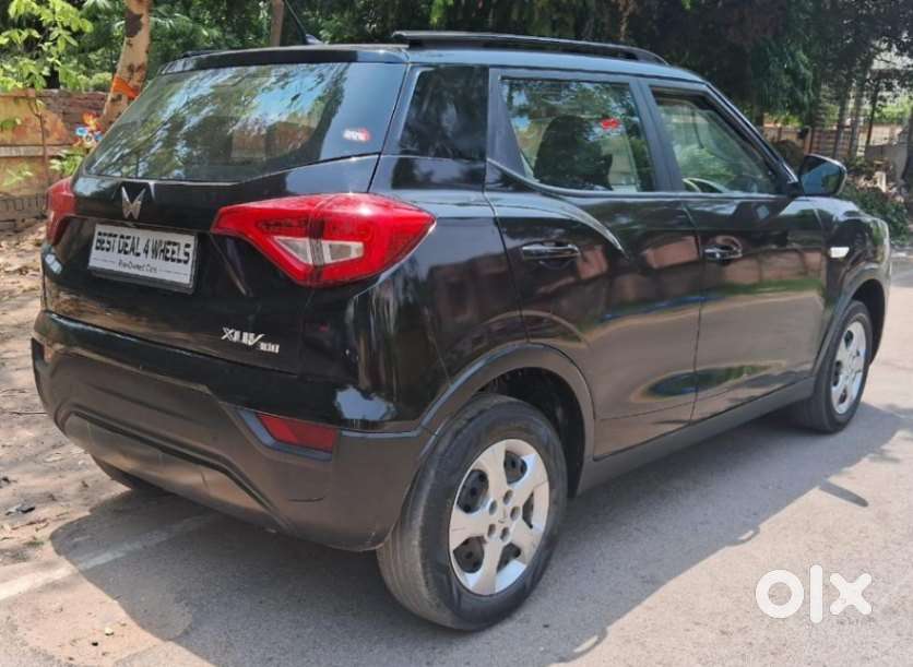 Mahindra Xuv300 W6, 2023, Petrol