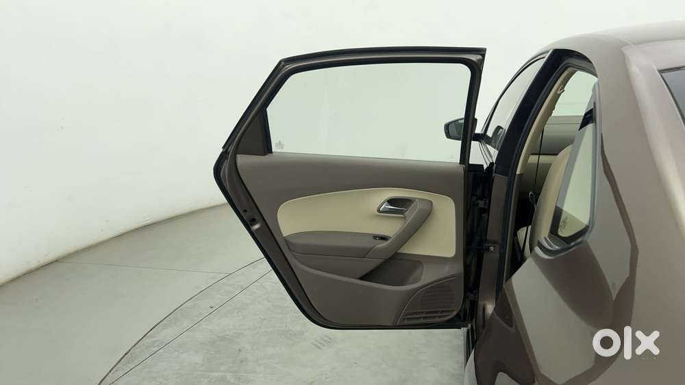 Skoda Rapid [2016-2020] 1.5 Style Plus Tdi At, 2016, Diesel