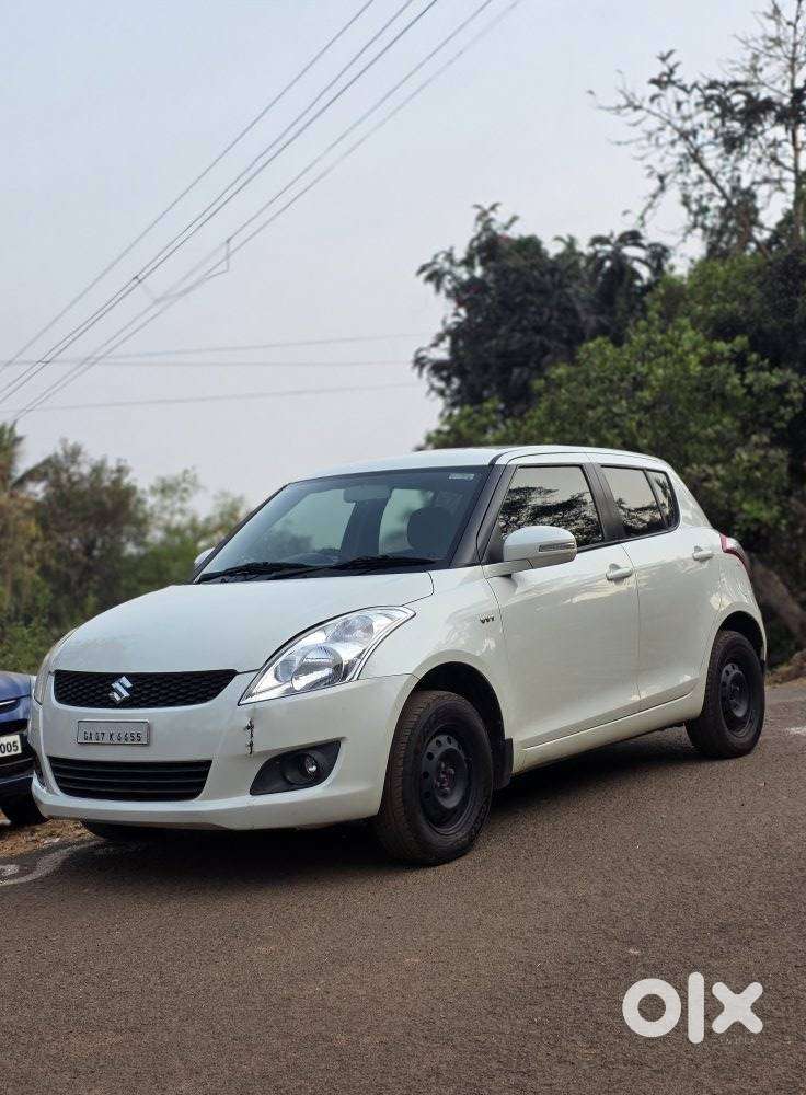 Maruti Suzuki Swift Vxi + Manual, 2014, Petrol