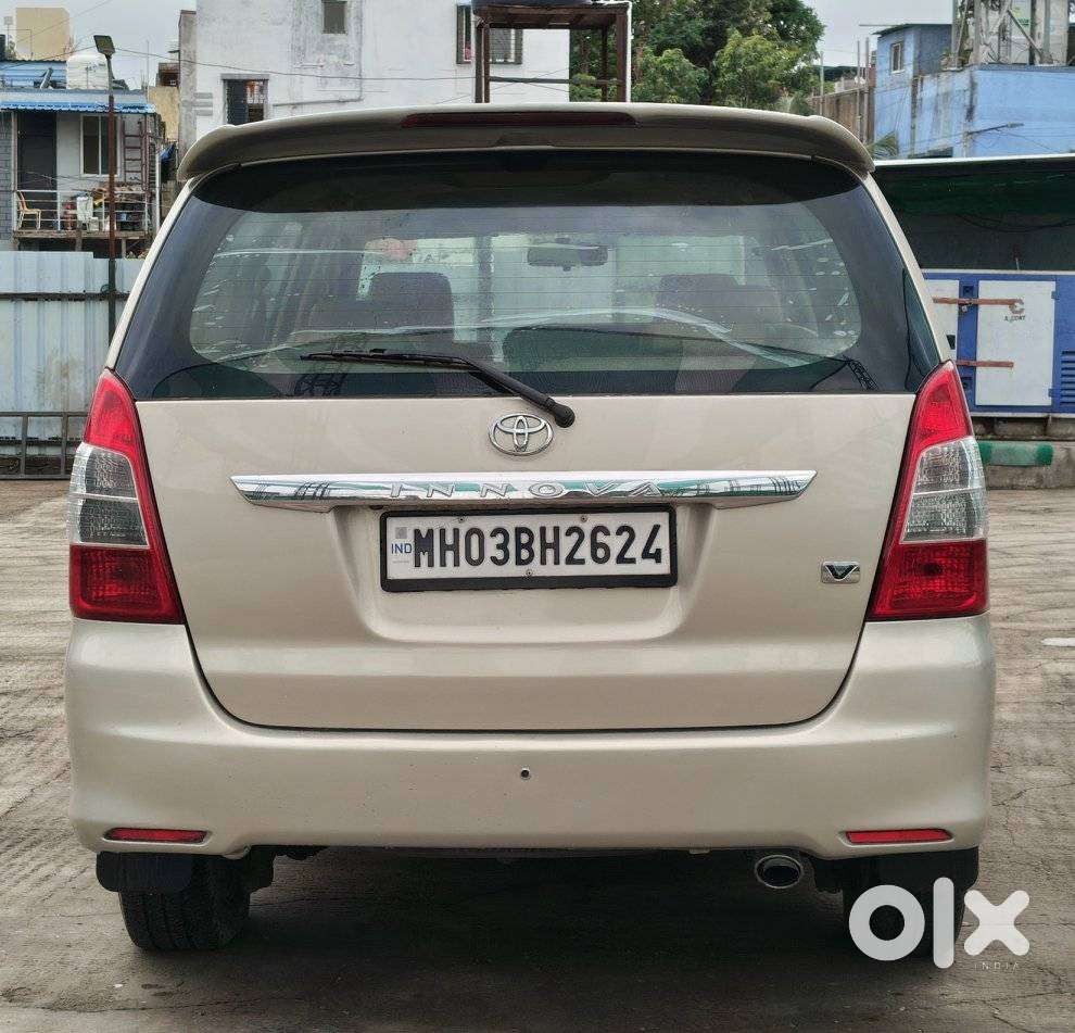 Toyota Innova 2.5 Ev Diesel Ms 8 Str Bsiii, 2012, Diesel