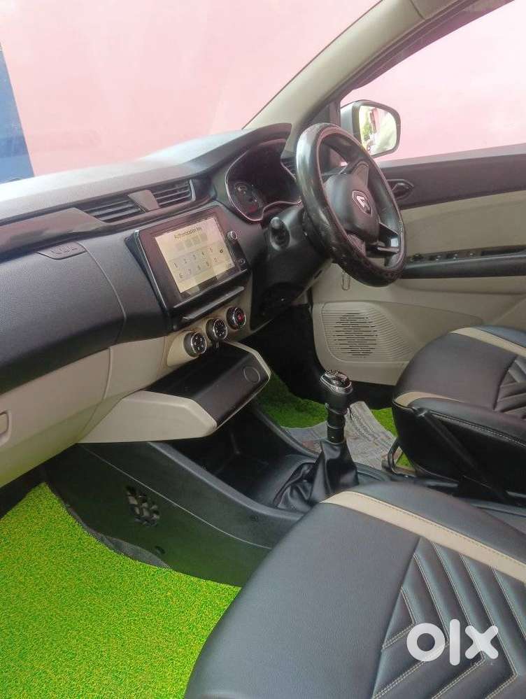 Renault Triber, 2021, Petrol