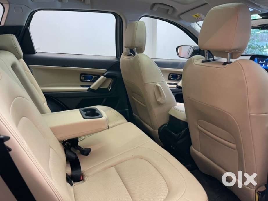 Tata Safari, 2022, Diesel