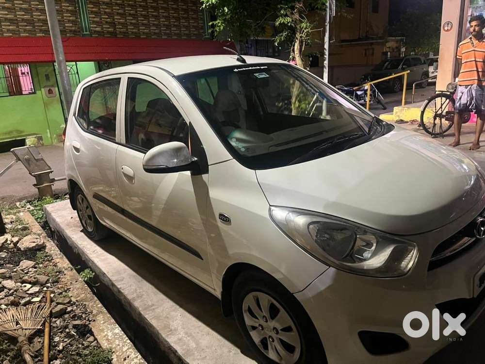 Hyundai I10 2012 Petrol 65000 Km Driven