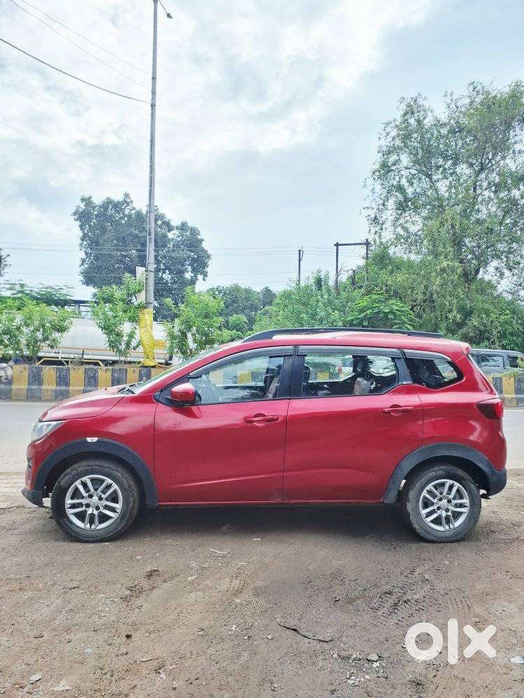 Renault Triber Rxt, 2020, Petrol
