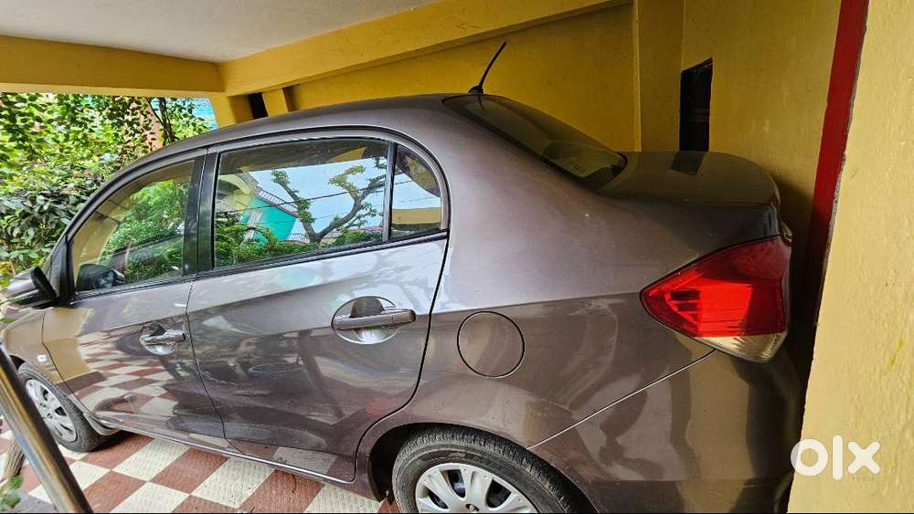 Honda Amaze 2015 Variant
