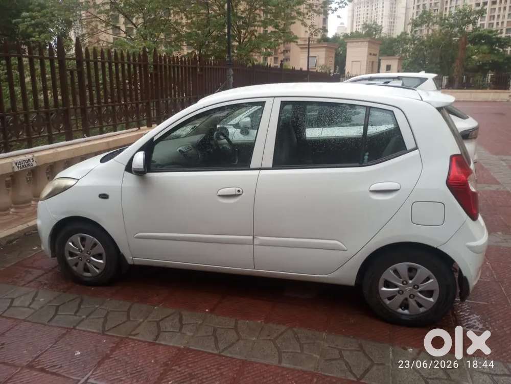 Hyundai I10 Sportz 2011