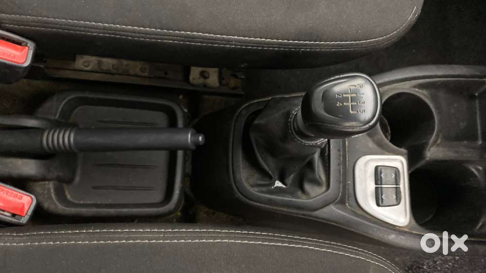 Datsun Redigo T Option, 2018, Petrol