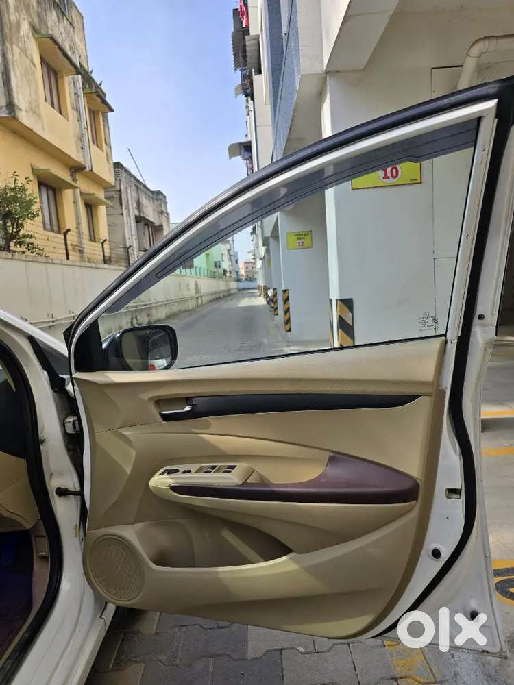 Honda City S 2013  2nd Owner  Petrol Manual  Excellent Condition