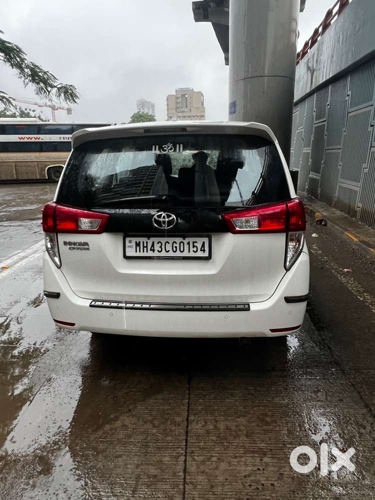 Toyota Innova Crysta 2023