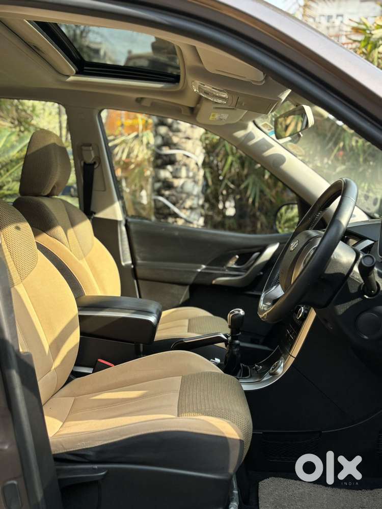 Mahindra Xuv500 W9, 2021, Diesel