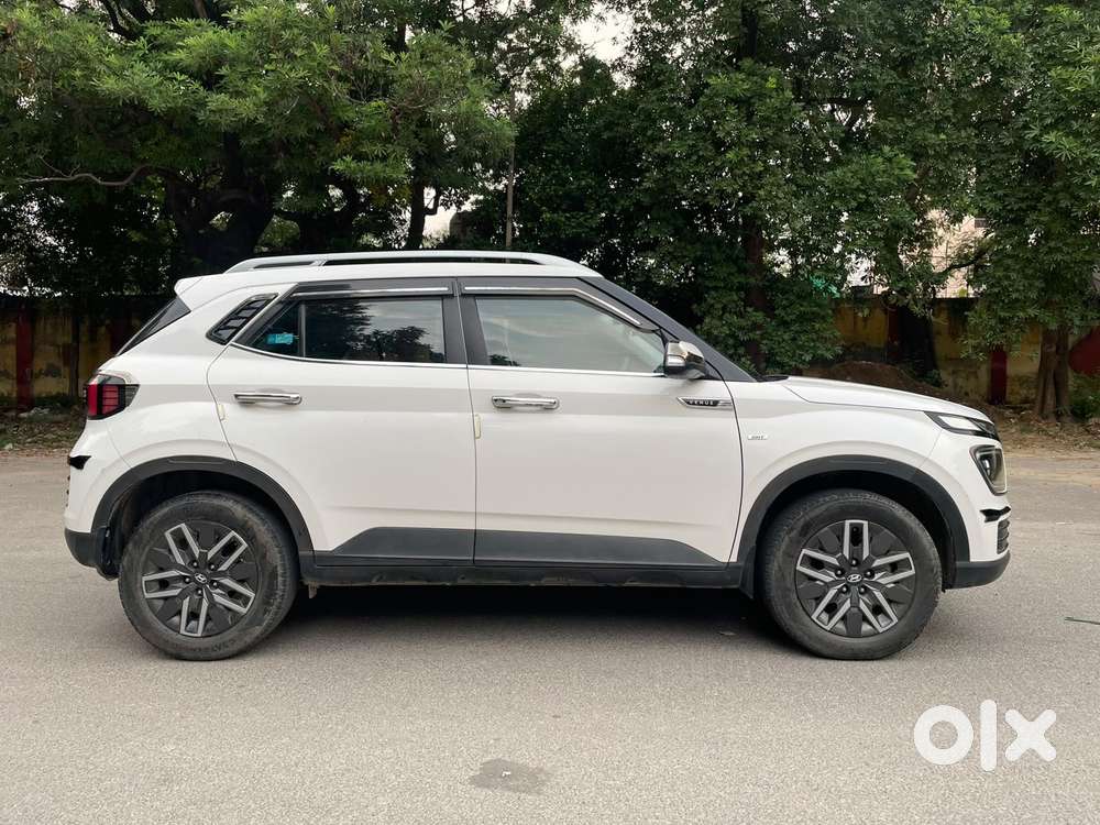 Hyundai Venue 1.0 S (o) Turbo Imt, 2023, Petrol