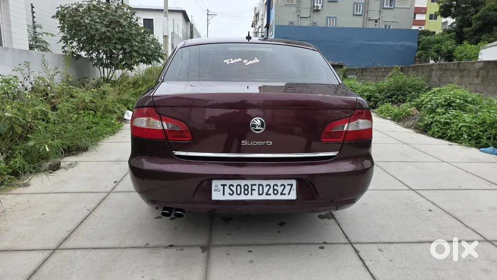 Skoda Superb Elegance 2011 Diesel Automatic