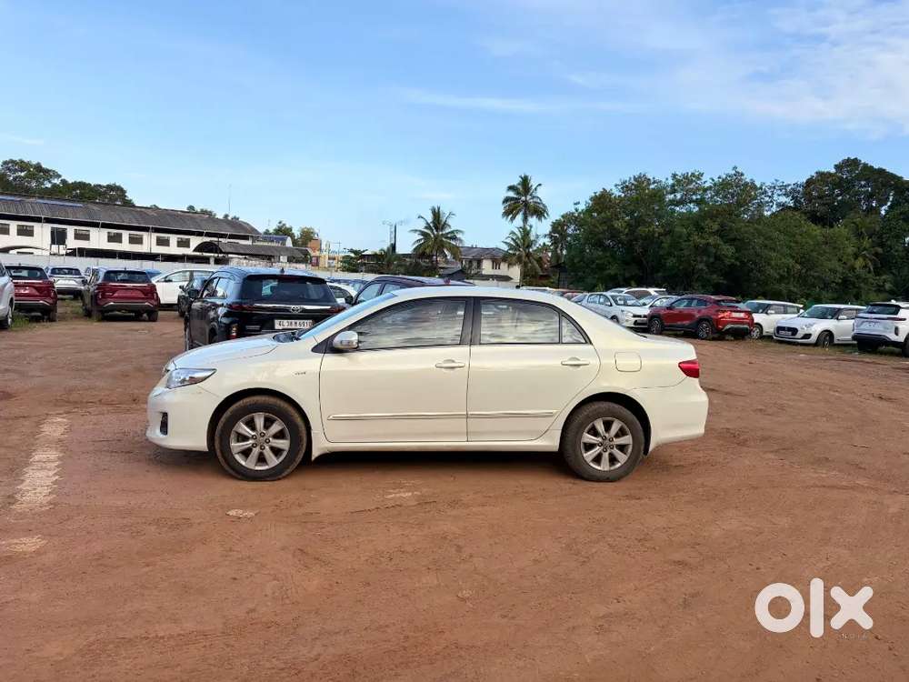 Toyota Corolla Altis 2013 Petrol Automatic