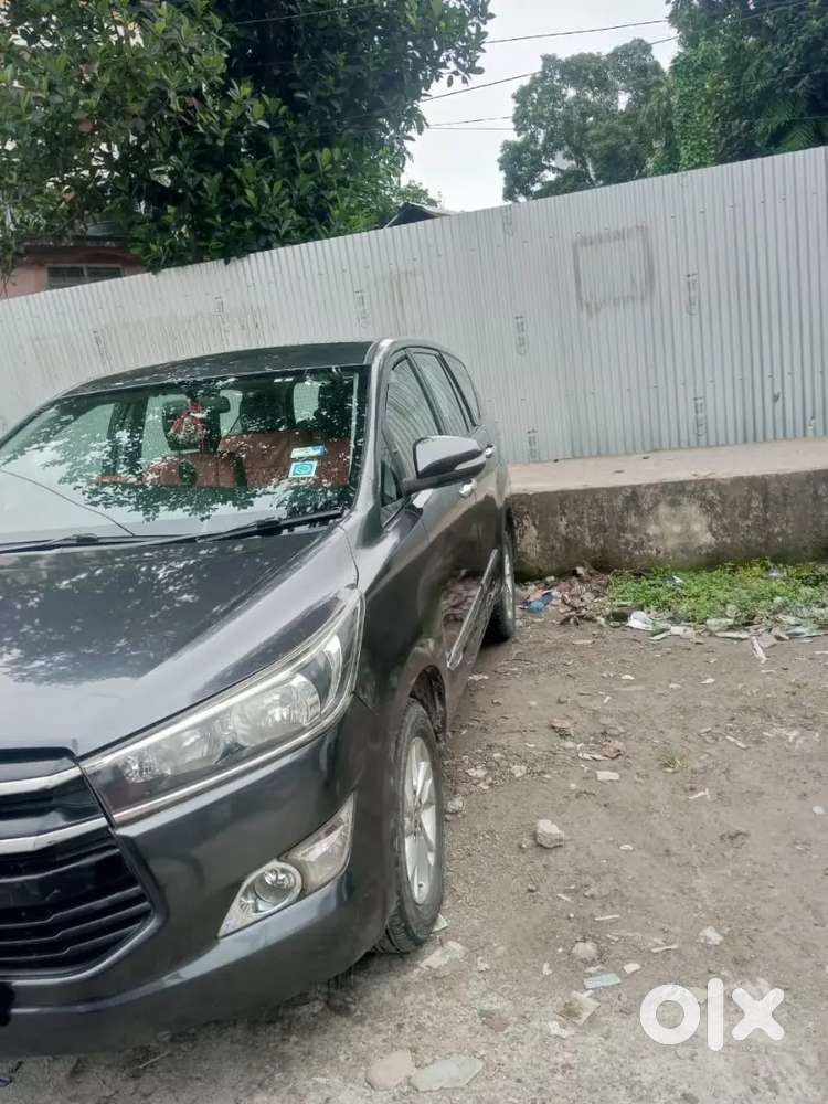 Toyota Innova Crysta 2016