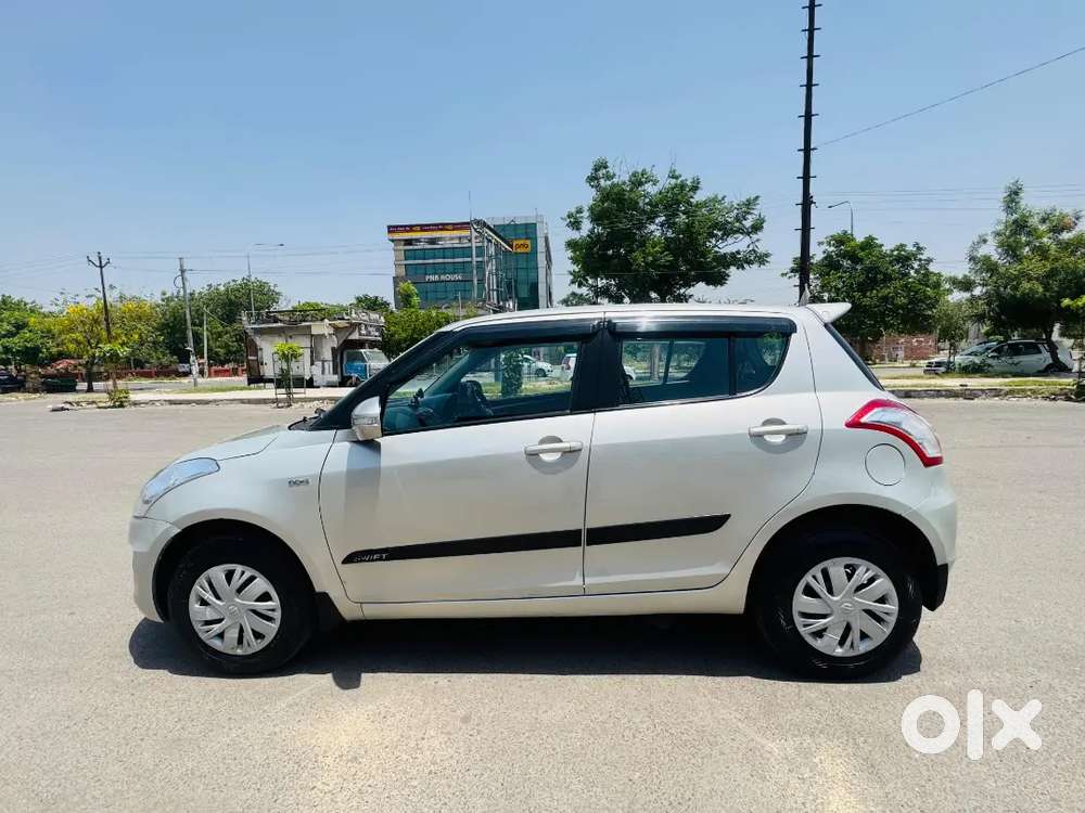 Maruti Suzuki Swift 2017 Diesel 76000 Km Driven