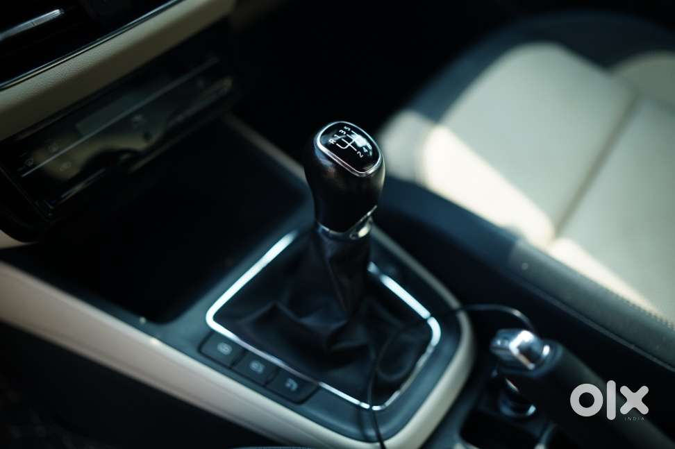 Skoda Slavia 1.0 Tsi Style, 2024, Petrol