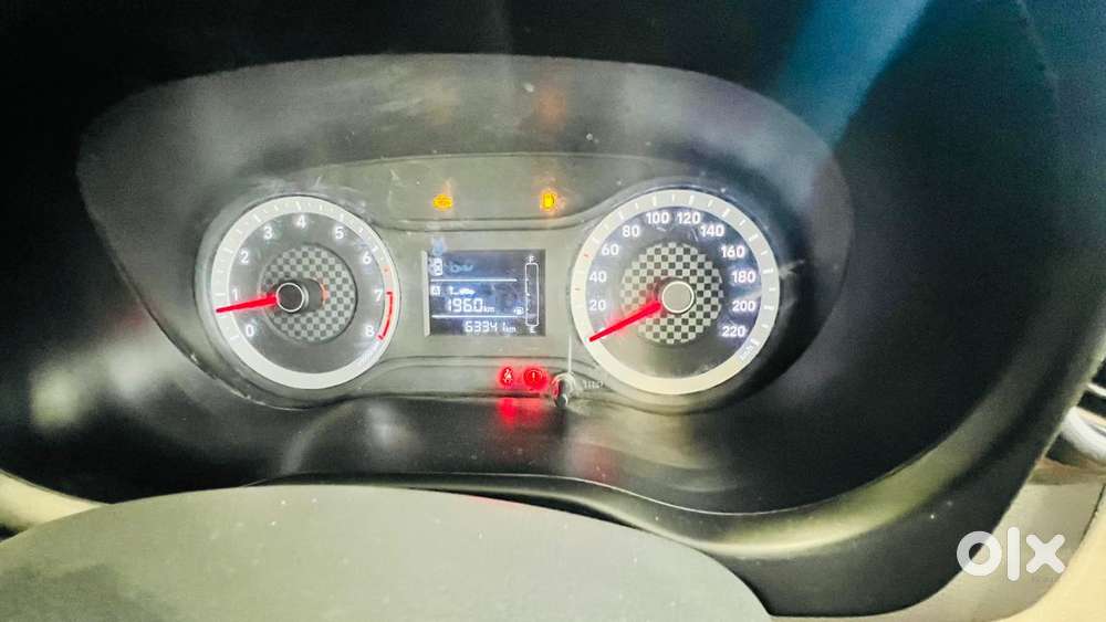 Hyundai Aura, 2021, Petrol