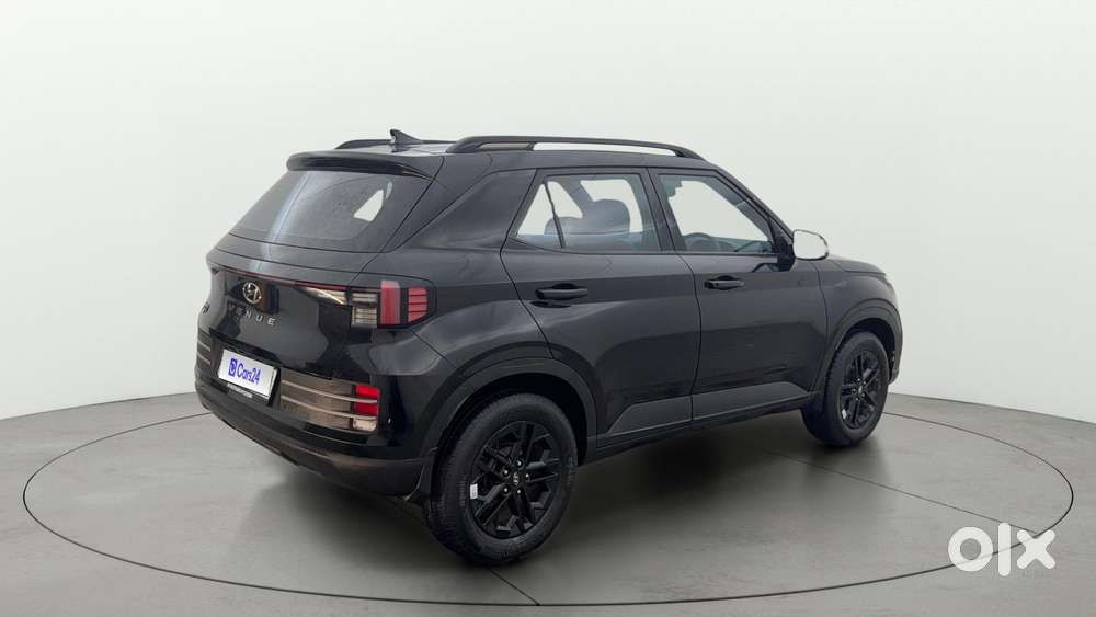 Hyundai Venue Sx 1.2 Mt Knight Edition, 2024, Petrol