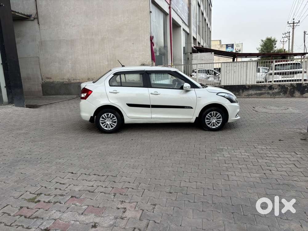 Maruti Suzuki Swift Dzire Vxi(o) Mt, 2016, Petrol