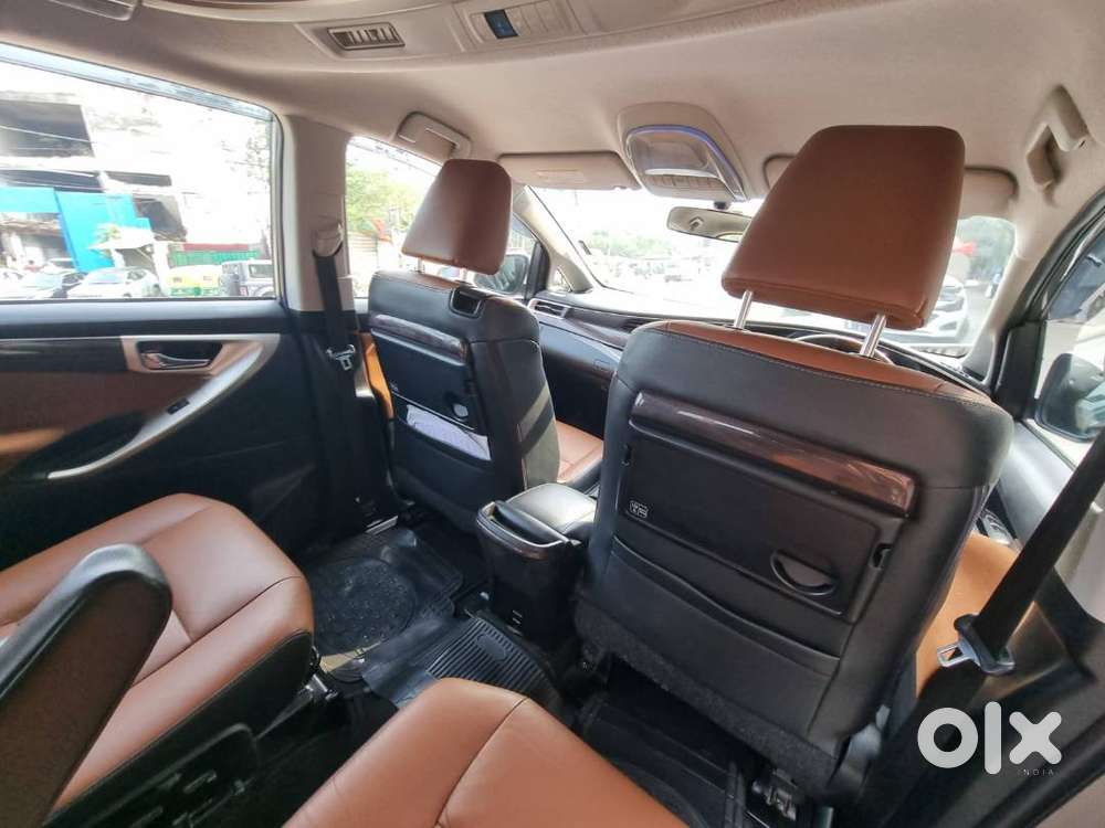 Innova Crysta Car For Sale, In Very Good Condition.