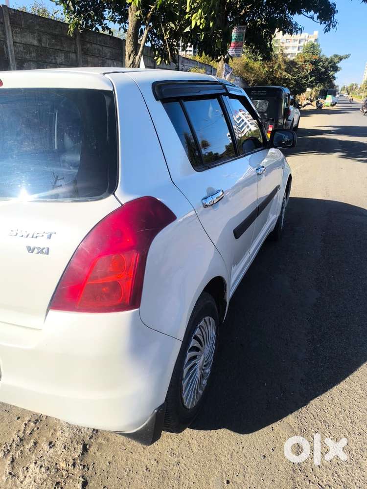Maruti Suzuki Swift 2011-2014 Vxi, 2011, Petrol