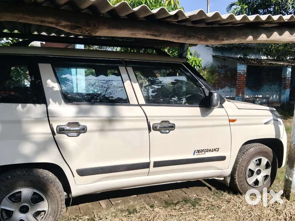 Mahindra Tuv 300 2017
