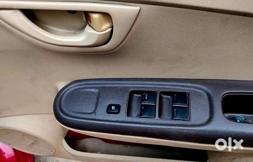 Honda Brio 2012 Petrol Well Maintained