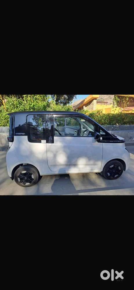 Mg Comet Ev 2024 Electric 3850 Km Driven