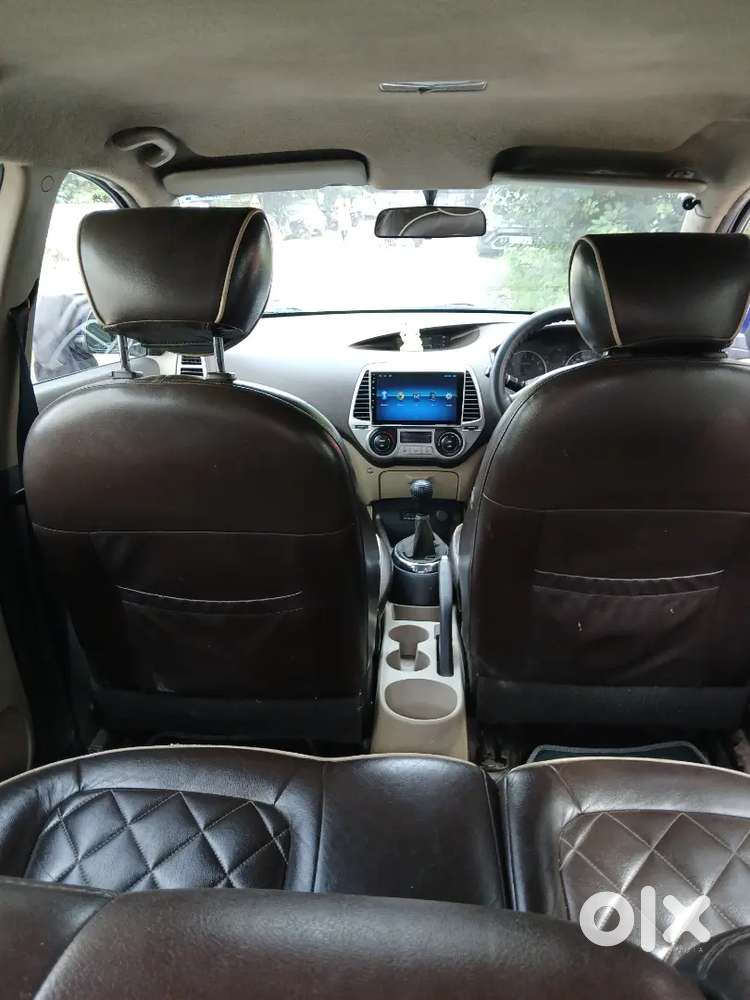 Hyundai I20 Spotz 2011 Car