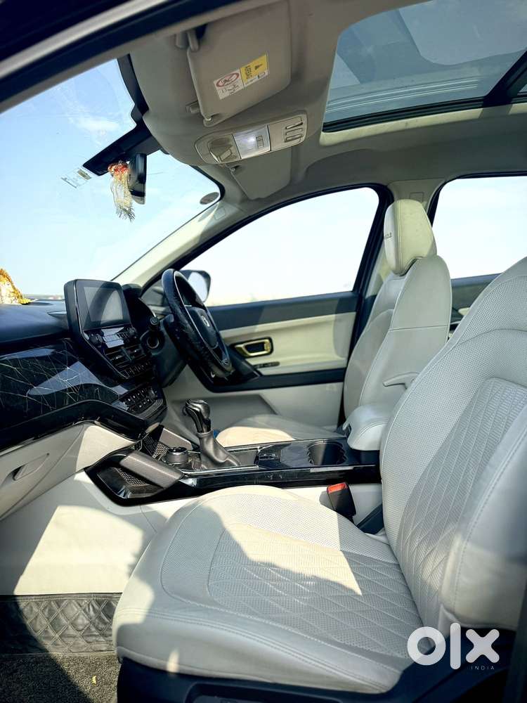 Tata Safari 2.0 Kryotec Xza Plus (o) 6s Red Dark Edition, 2022, Dies..