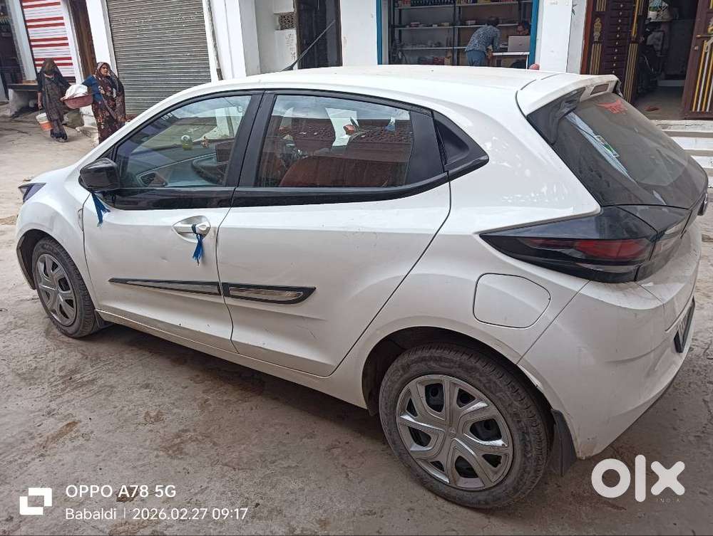 Very Good Condition And Single Handed