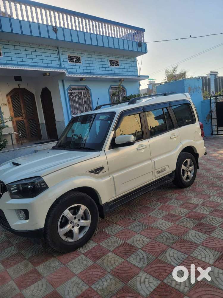 Mahindra Scorpio 2021 Diesel 82000 Km Driven