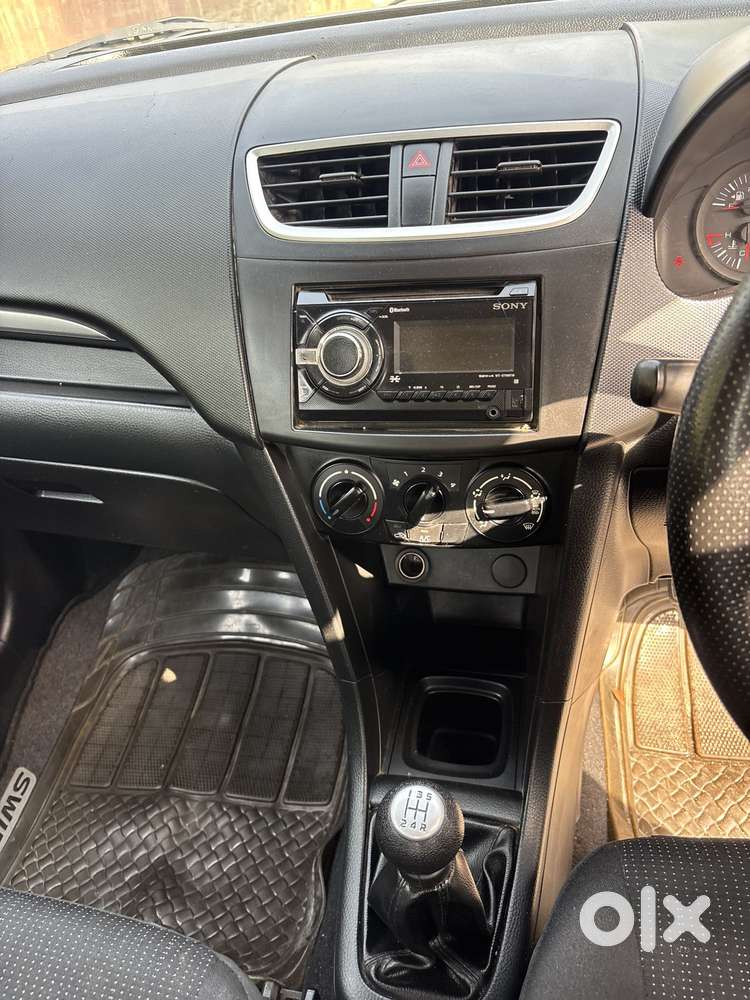 Maruti Suzuki Swift 1.3 Dlx, 2016, Petrol