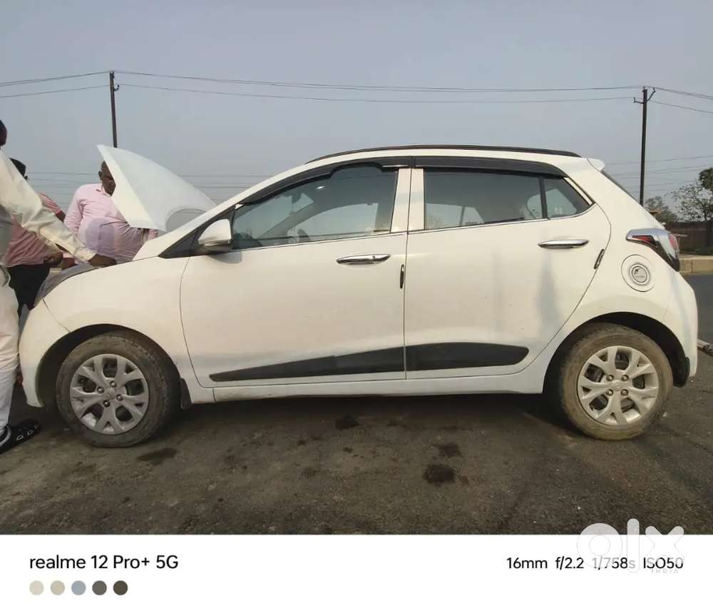 Hyundai Grand I10 2014 Diesel 72500 Km Driven