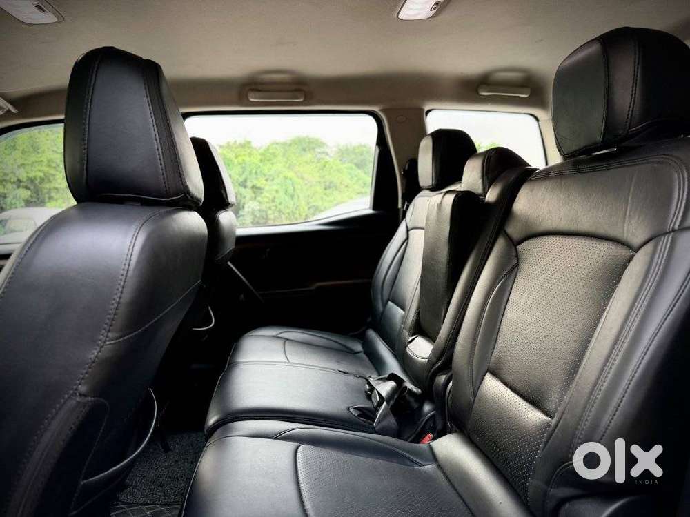 Mahindra Scorpio N Z4 Petrol Mt 7 Str, 2024, Petrol