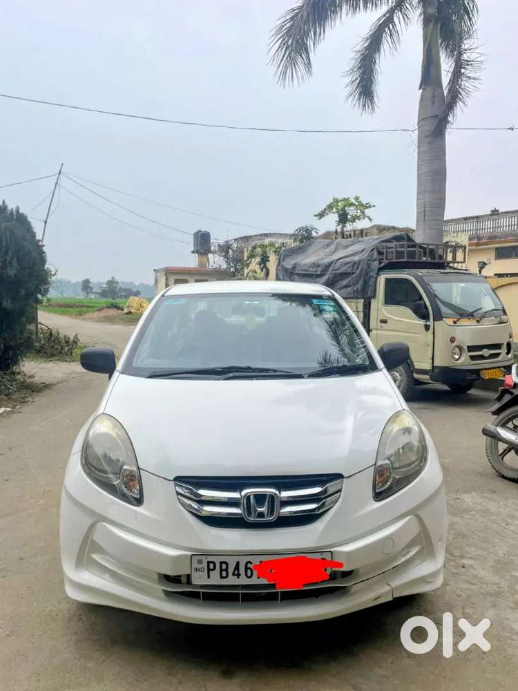 Honda Amaze 2015 Diesel Well Maintained