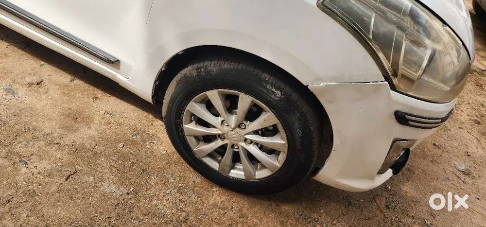 Maruti Suzuki Ertiga 2014 Top Modal
