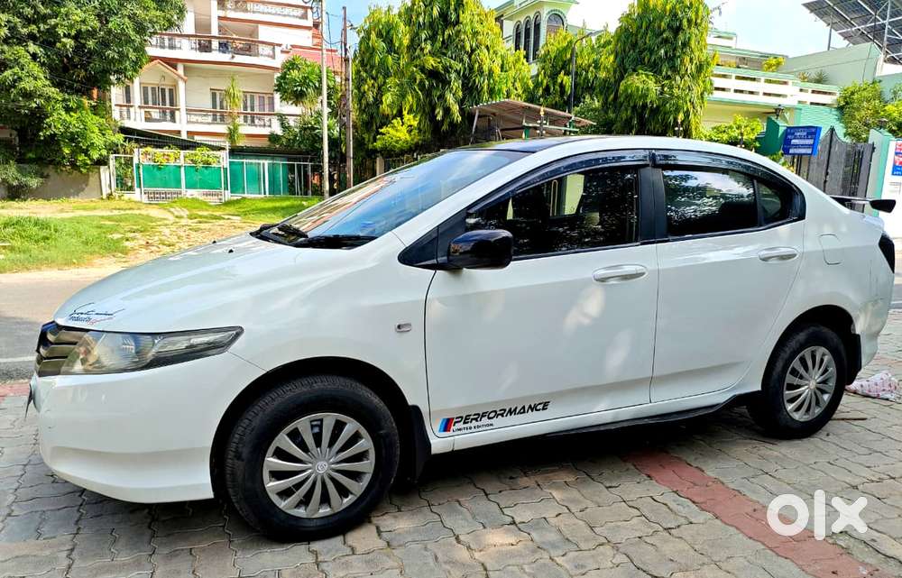 Honda City, 2011, Petrol