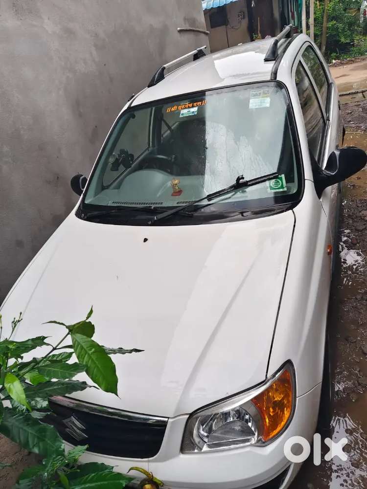 Well Maintained Maruti Alto K10 (2012)  Pure Petrol  Long Insurance!