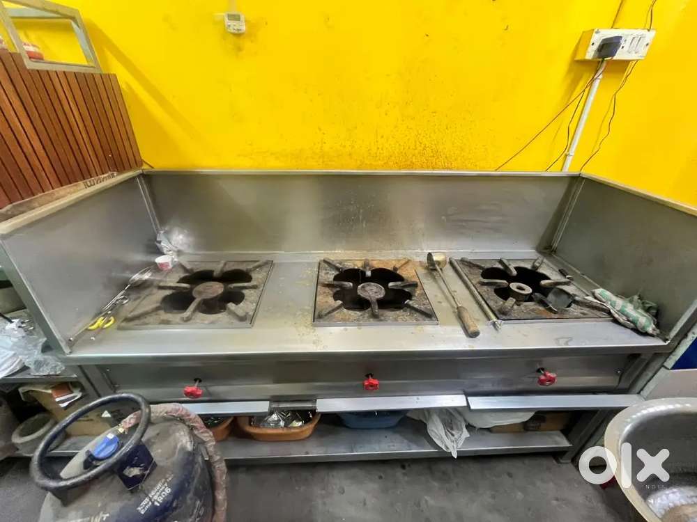 3 Burner Commercial Gas Stove | Stainless Steel | Hotel Kitchen