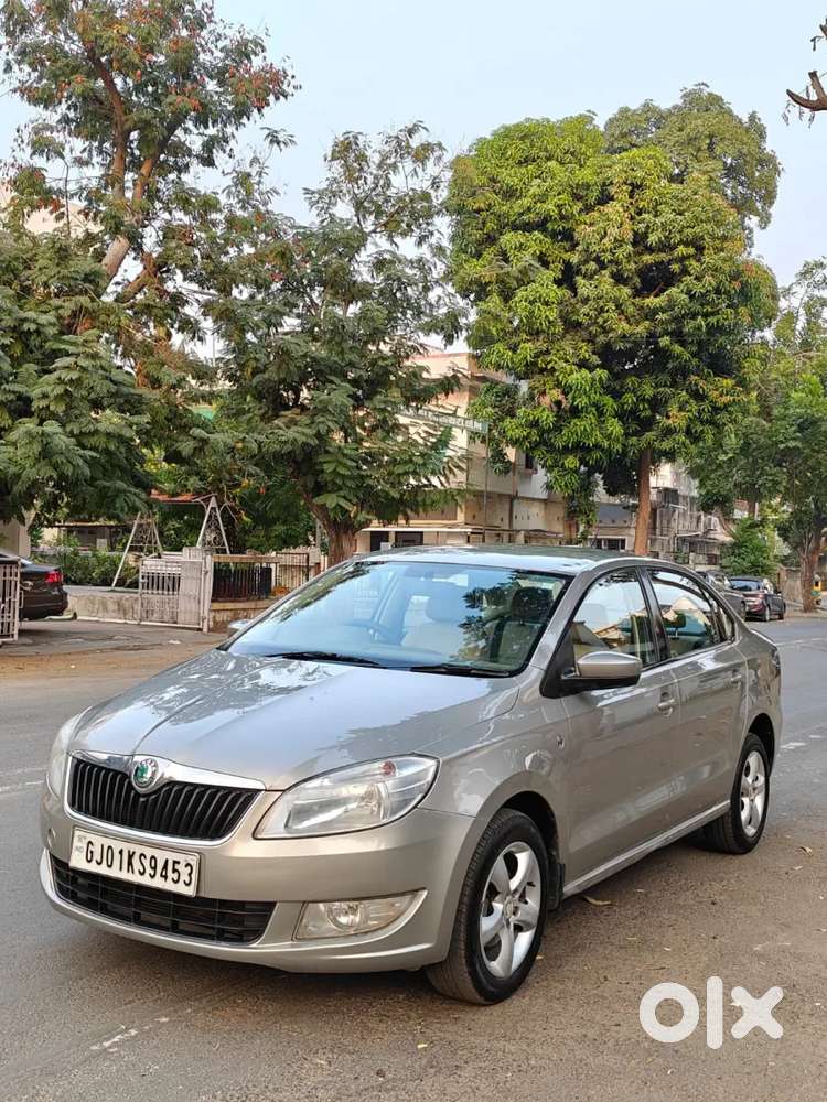 Skoda Rapid 1.6 Mpi At Elegance, 2013, Petrol