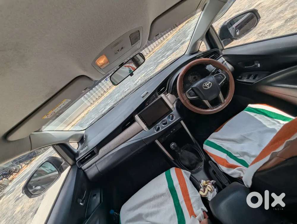 Toyota Innova Crysta 2017 Variant At