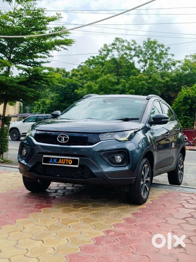 Tata Nexon 1.5 Revotorq Xm (s), 2021, Petrol