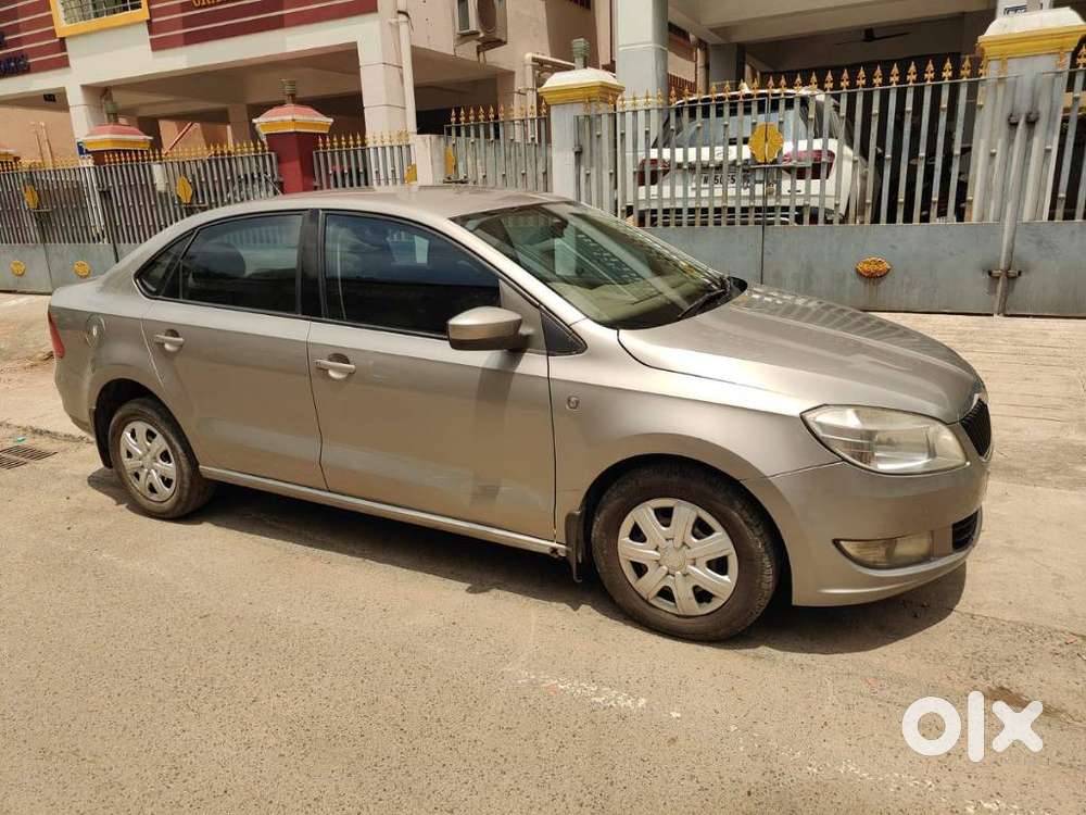 Skoda Rapid 1.5 Tdi Ambition With Alloy Wheel, 2012, Diesel