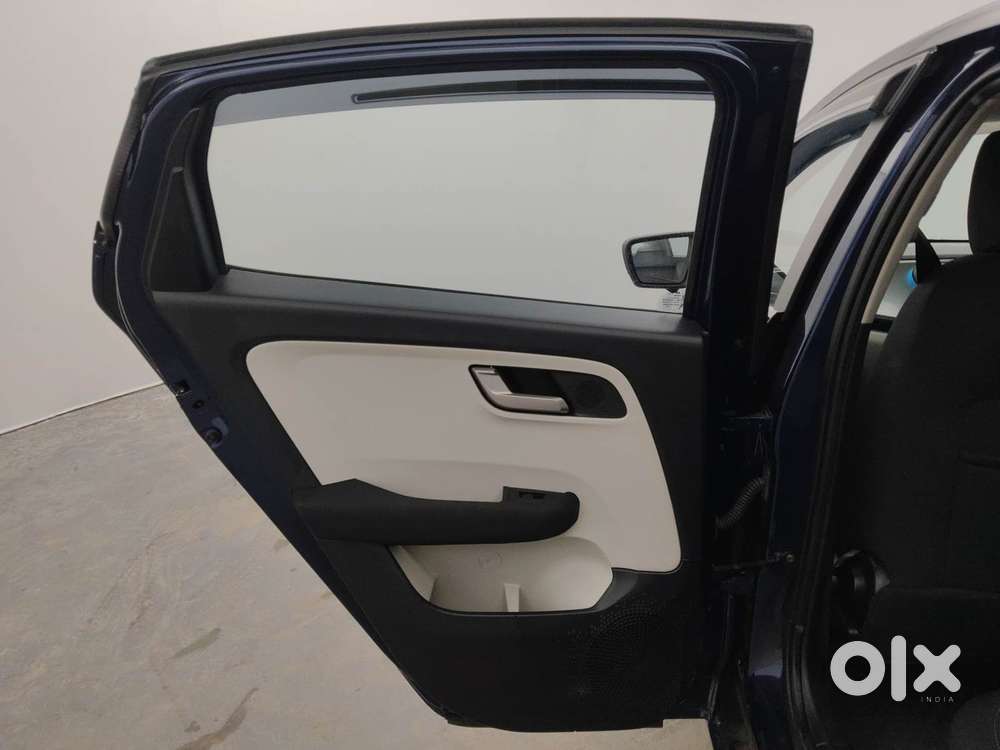 Tata Altroz Xza Plus (s), 2023, Petrol