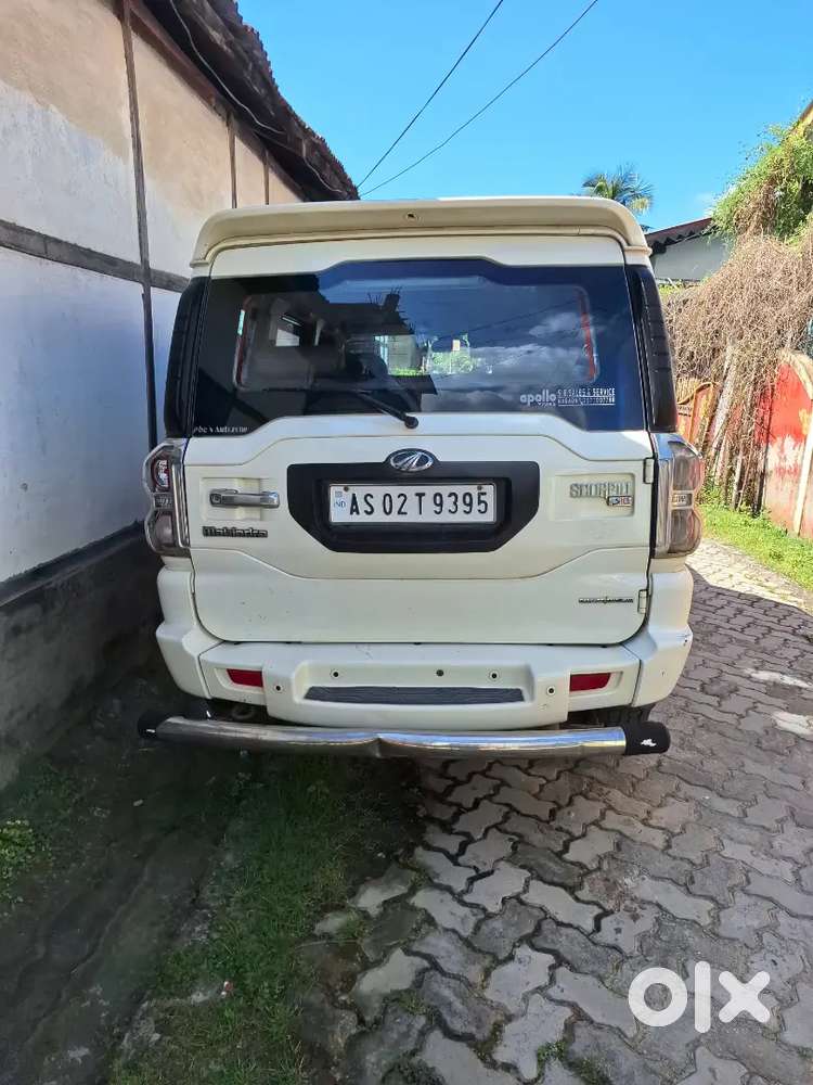 Mahindra Scorpio S10 Diesel 2017 Manual