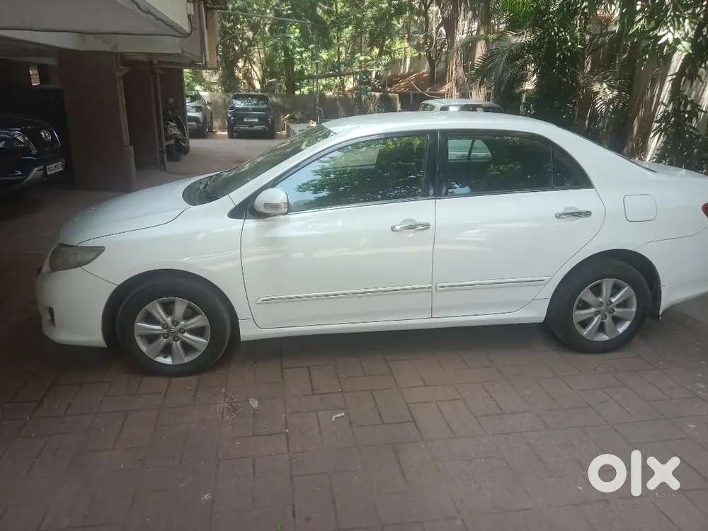 Toyota Corolla Altis 2009 Petrol 80500 Km Driven