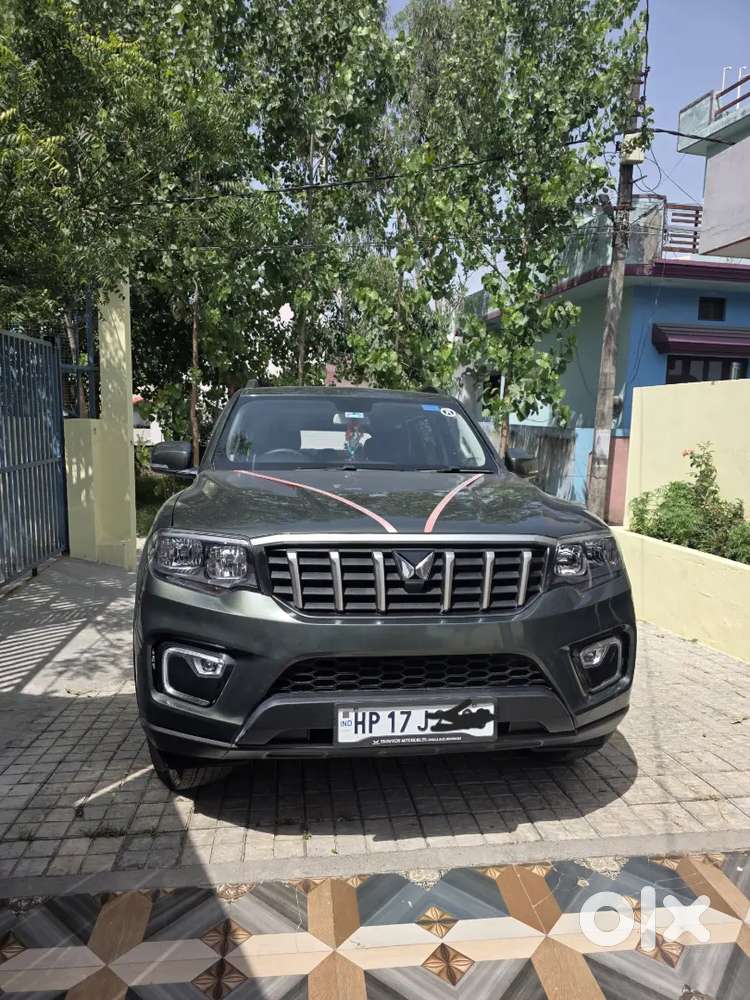 Mahindra Scorpio N 2025 Petrol 8600 Km Driven